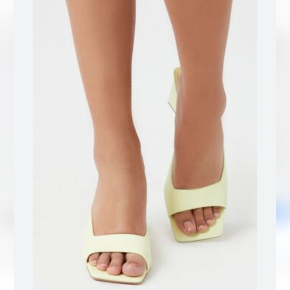 Yellow block square toe heels - Picture 6 of 7